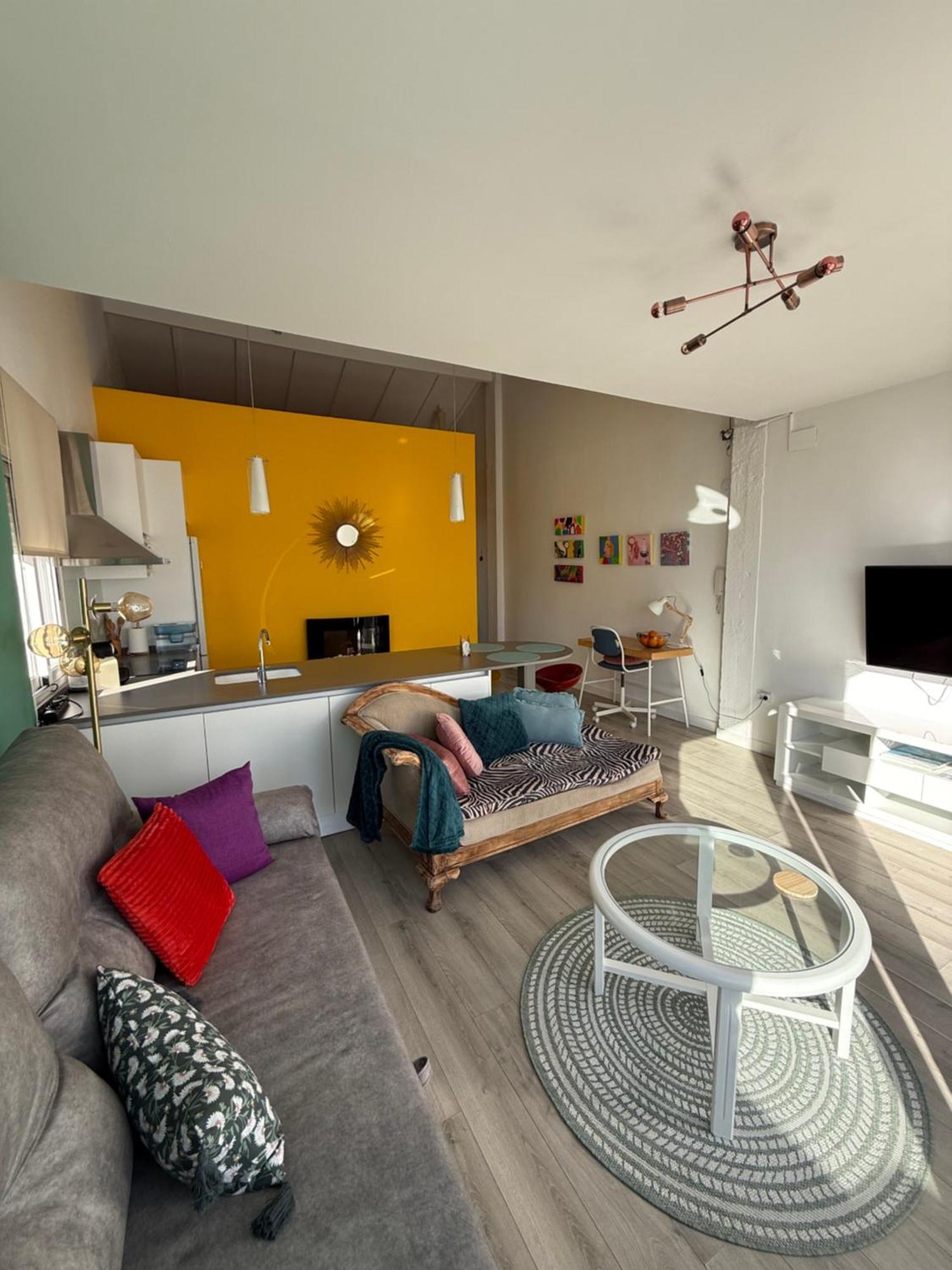 Appartement Petite Penthouse With The Sunniest Terrace In Valence Extérieur photo