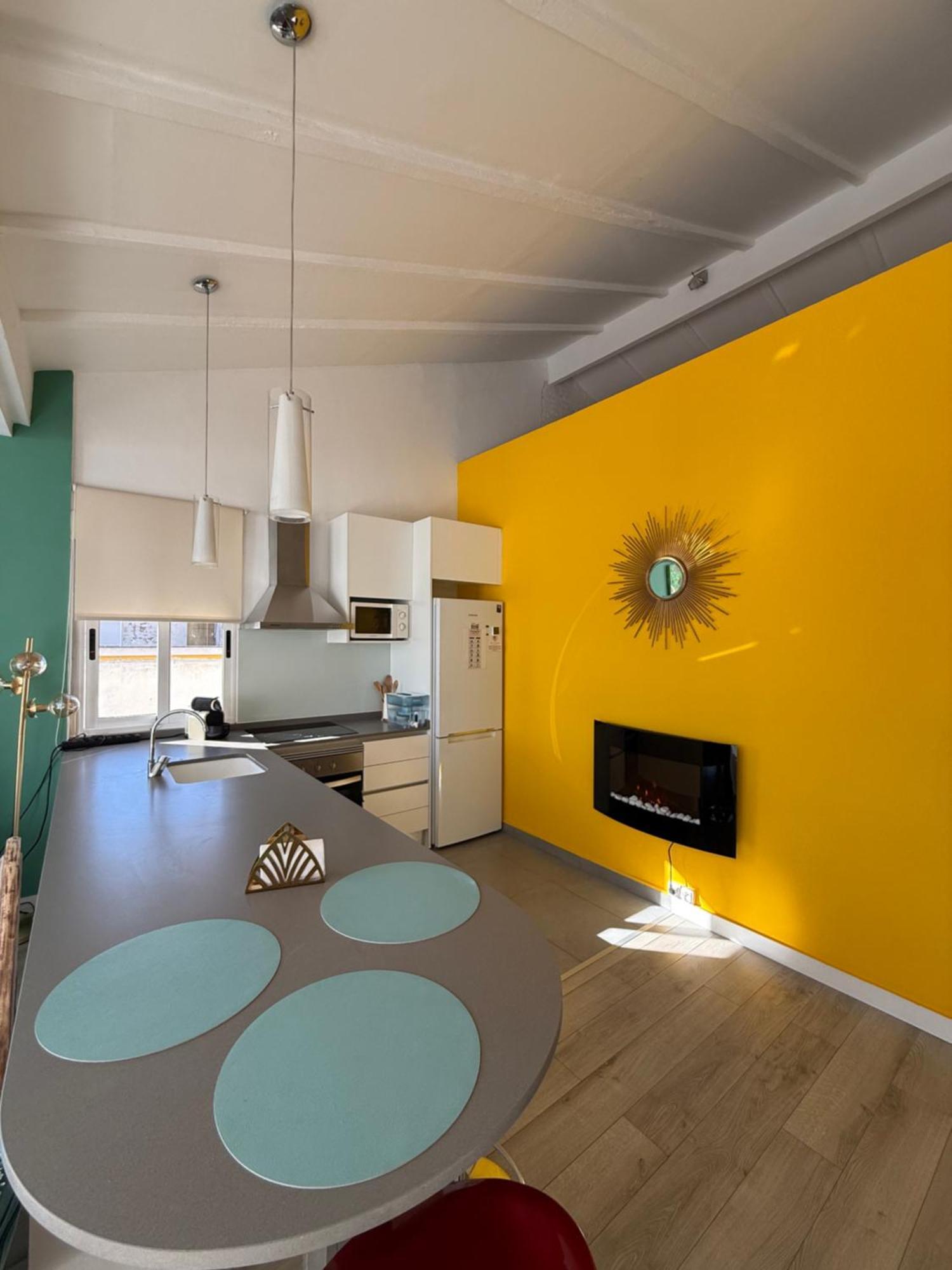 Appartement Petite Penthouse With The Sunniest Terrace In Valence Extérieur photo